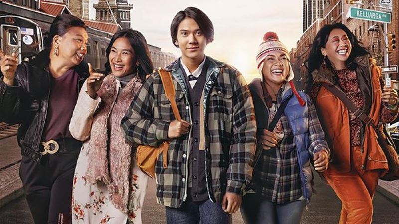 Ali & Ratu-Ratu Queens (2021) Film Indonesia terbaik di Netflix 